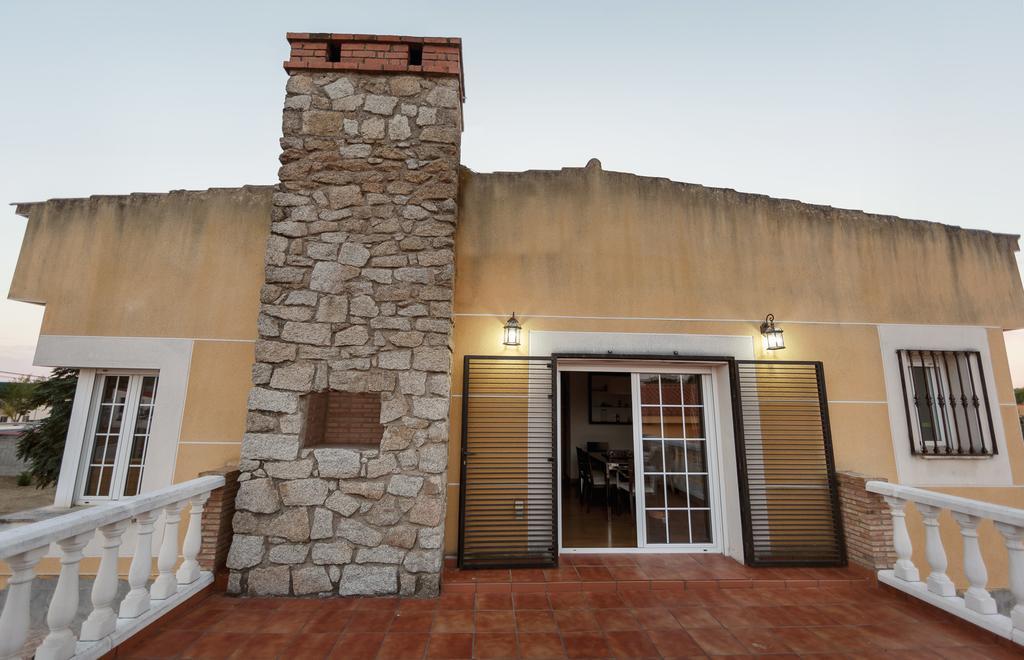Casa Rural La Piedra De Juana Malpartida de Cáceres Екстериор снимка